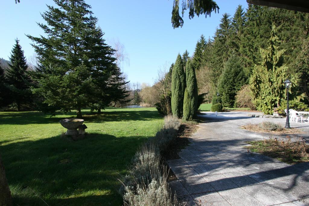 Park Hotel Am Schloss Ettringen (Rhineland-Palatinate) Exterior foto