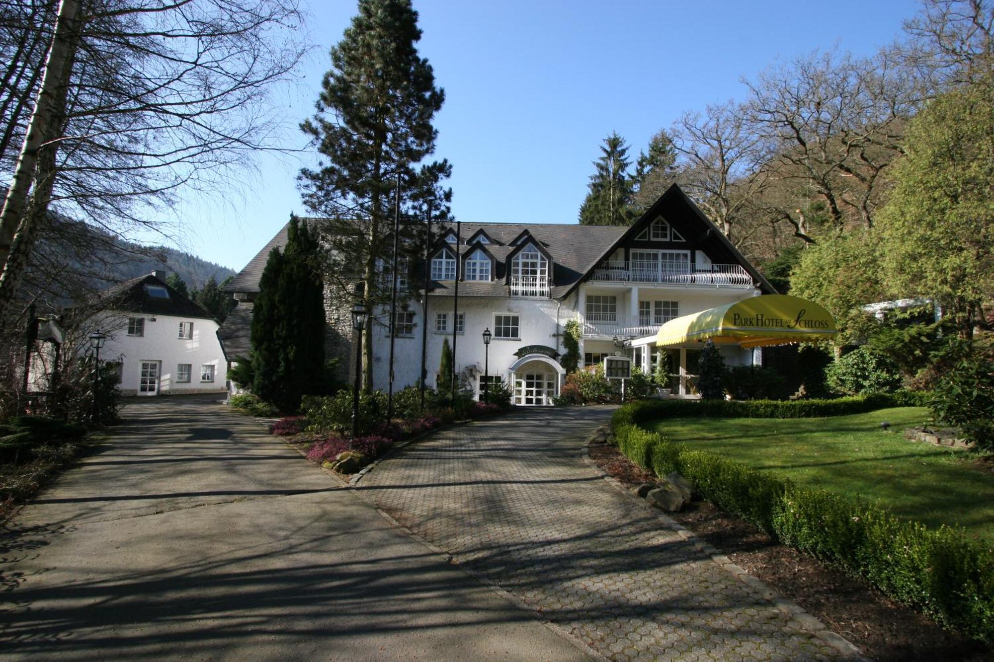 Park Hotel Am Schloss Ettringen (Rhineland-Palatinate) Exterior foto